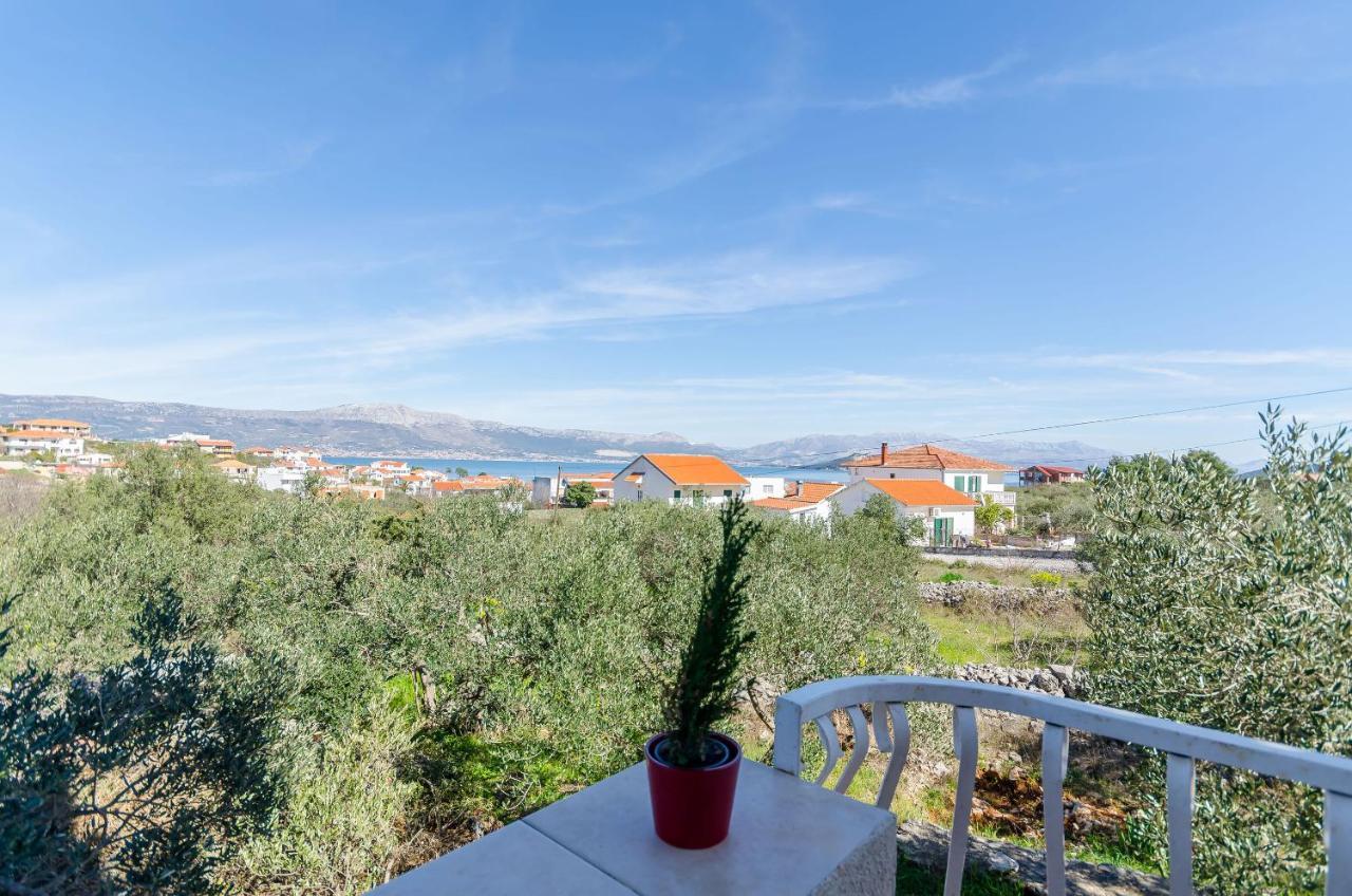 Apartments Stara Maslina Slatine Εξωτερικό φωτογραφία