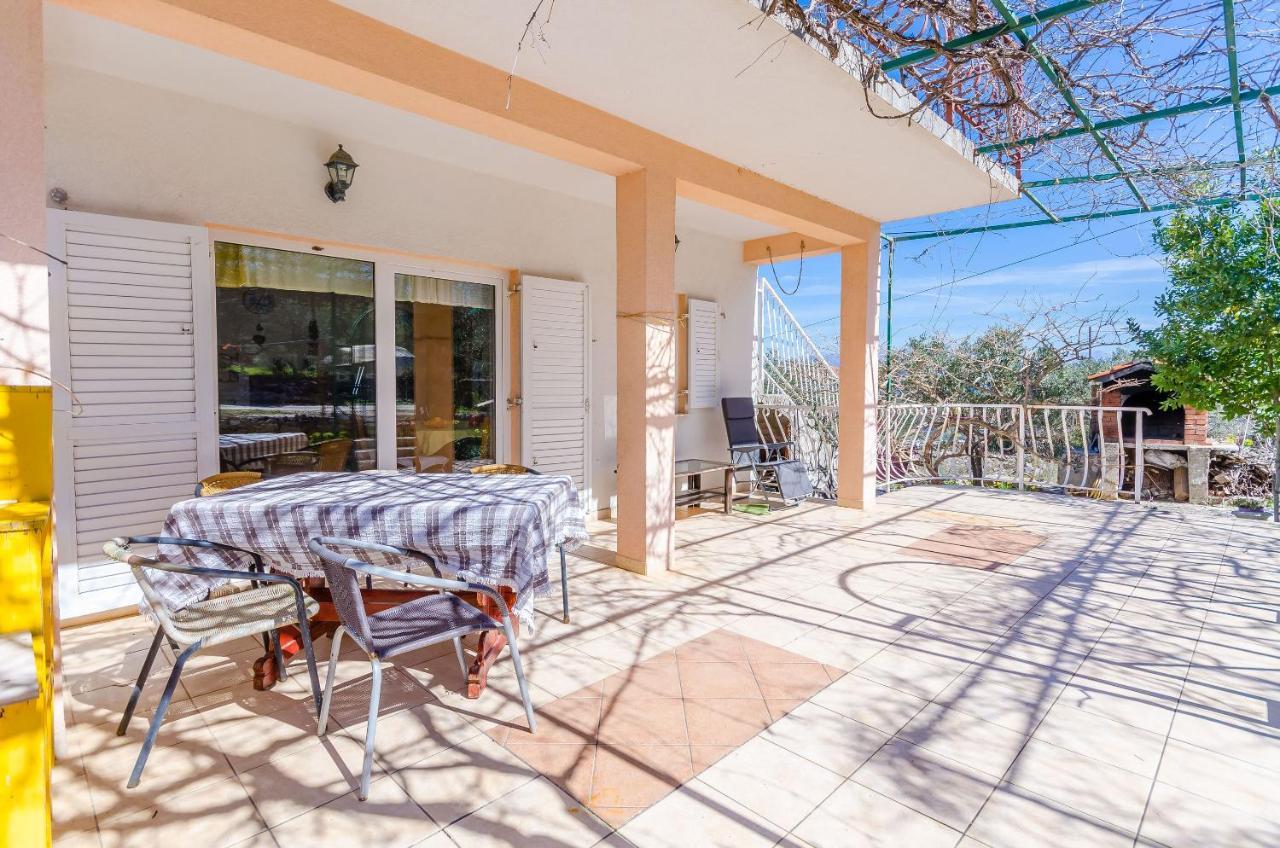 Apartments Stara Maslina Slatine Εξωτερικό φωτογραφία