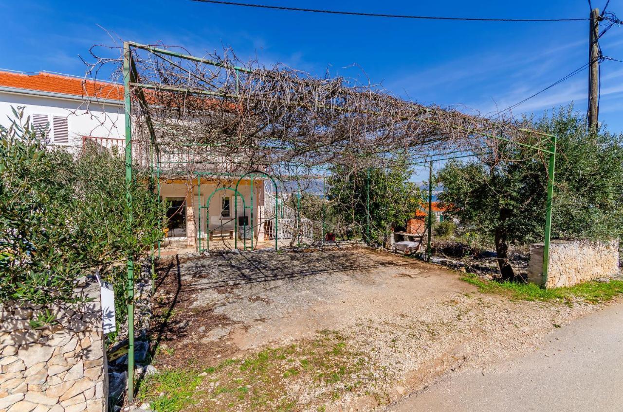 Apartments Stara Maslina Slatine Εξωτερικό φωτογραφία