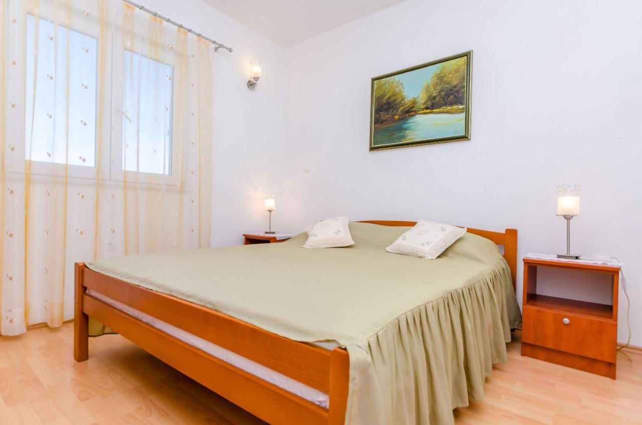 Apartments Stara Maslina Slatine Εξωτερικό φωτογραφία