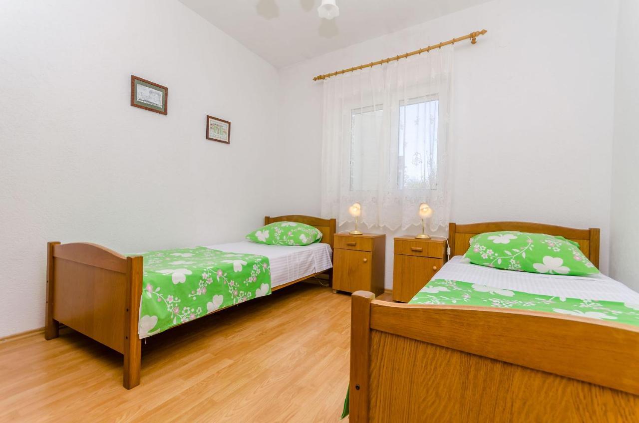 Apartments Stara Maslina Slatine Εξωτερικό φωτογραφία