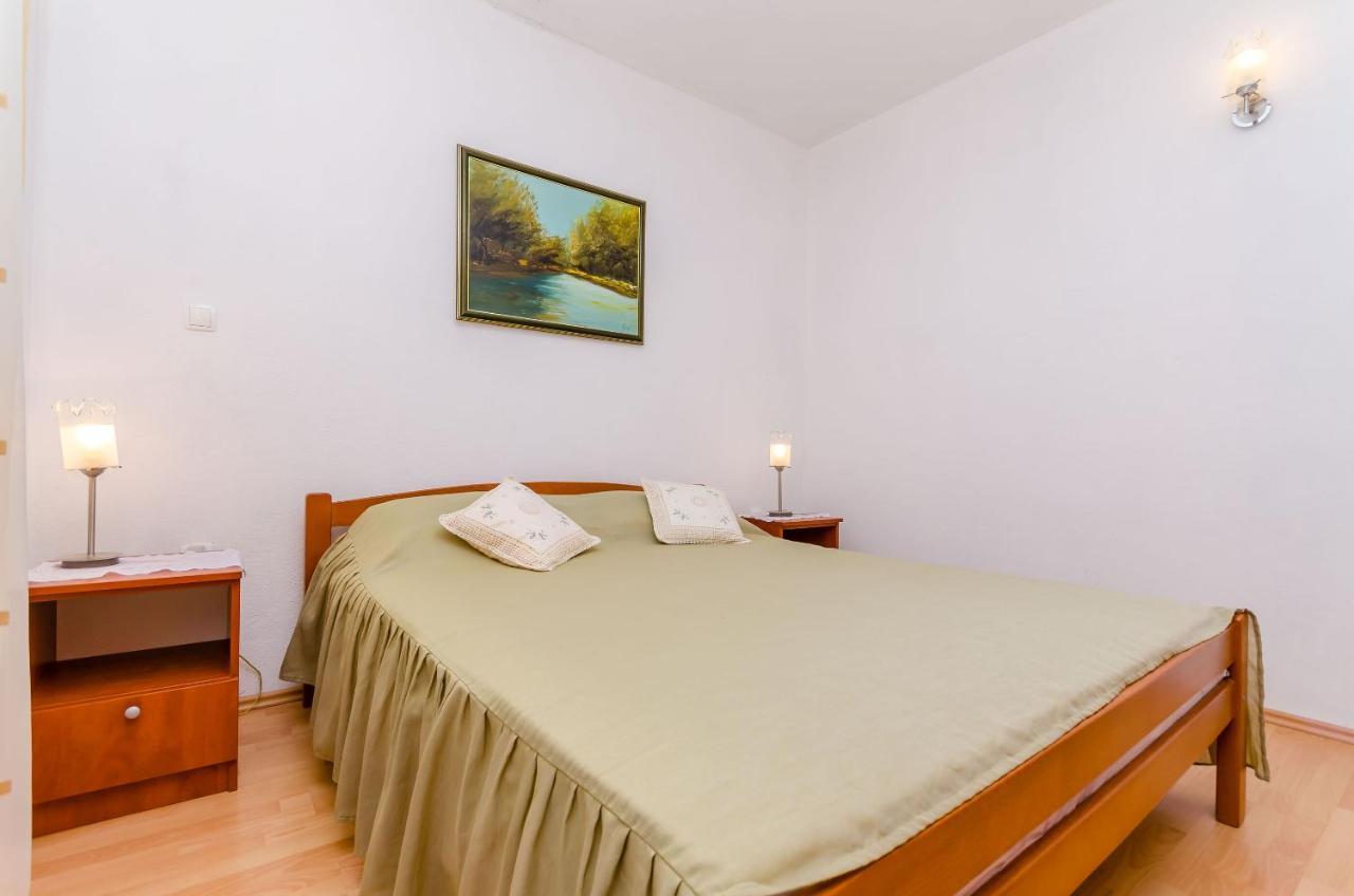 Apartments Stara Maslina Slatine Εξωτερικό φωτογραφία